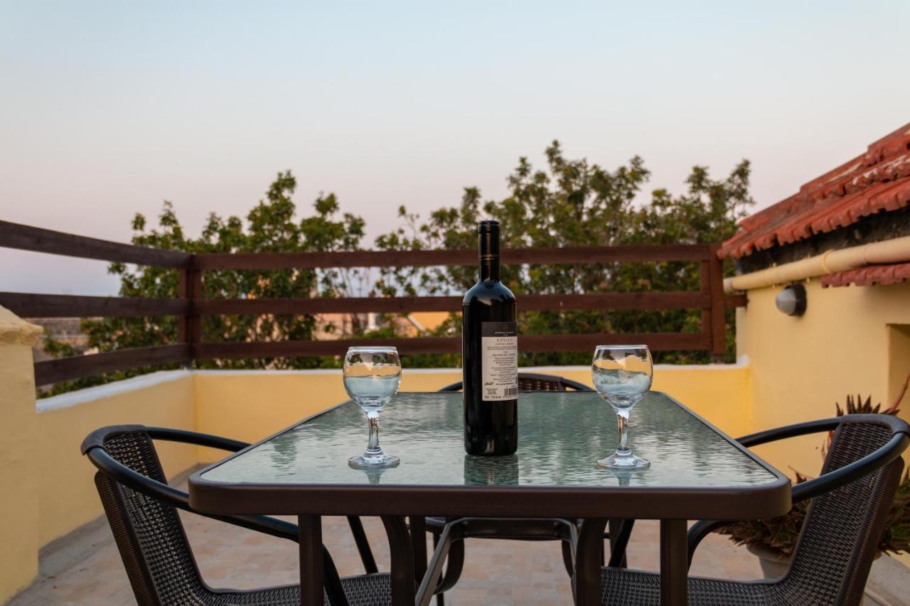 Kathy'S Apartments Rhodes City Bagian luar foto
