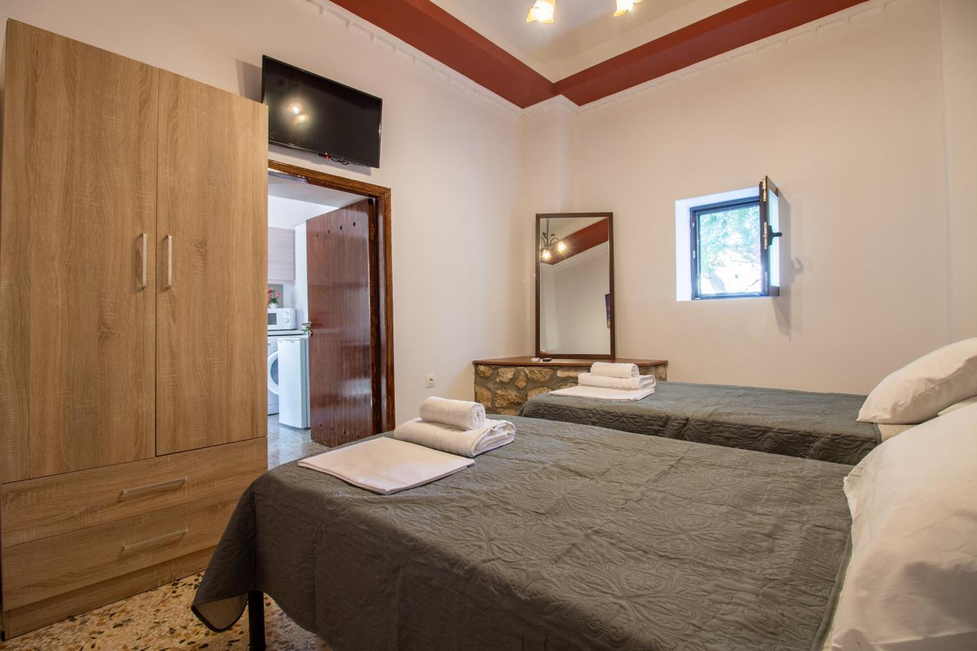 Kathy'S Apartments Rhodes City Bagian luar foto
