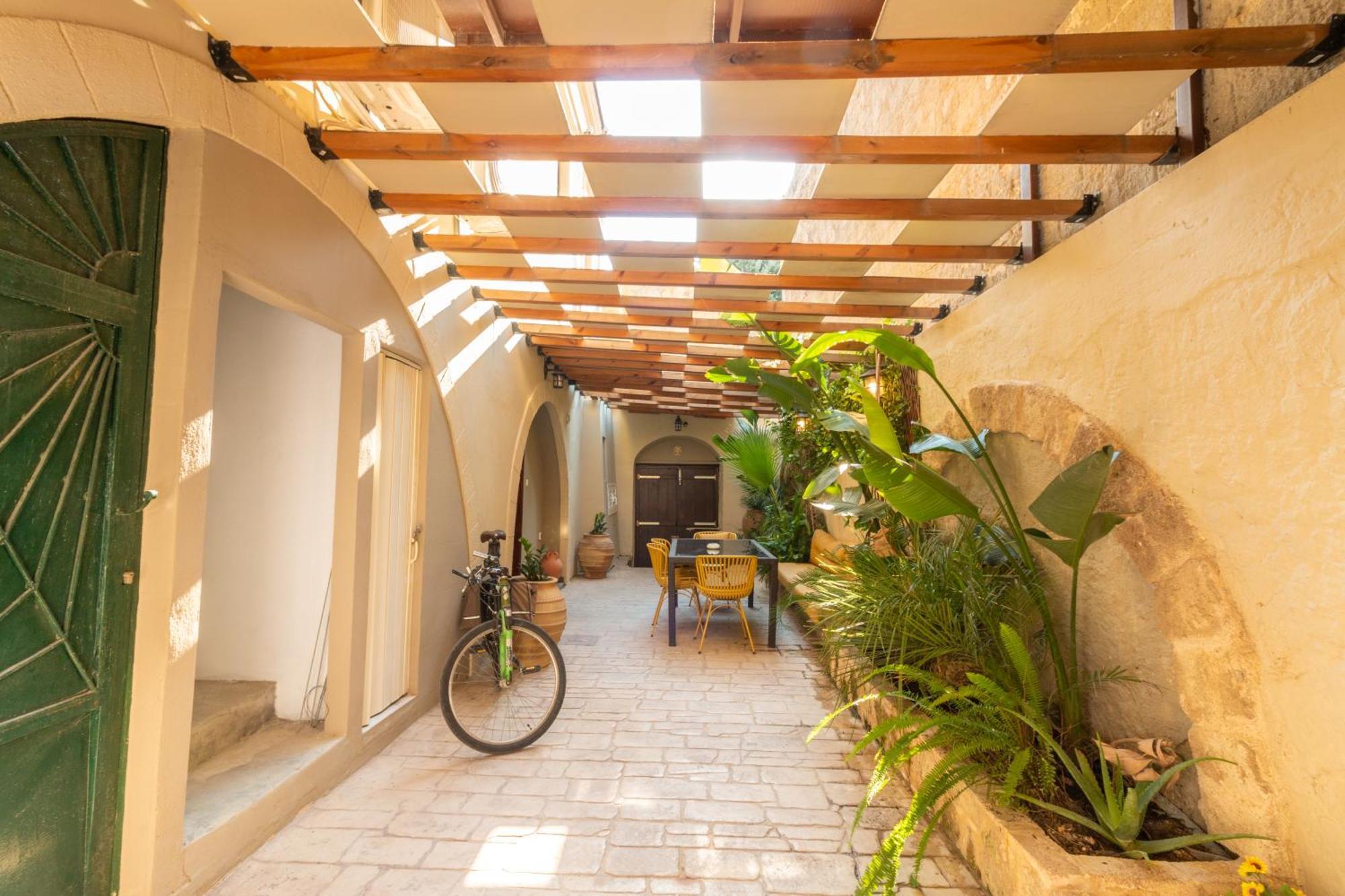 Kathy'S Apartments Rhodes City Bagian luar foto
